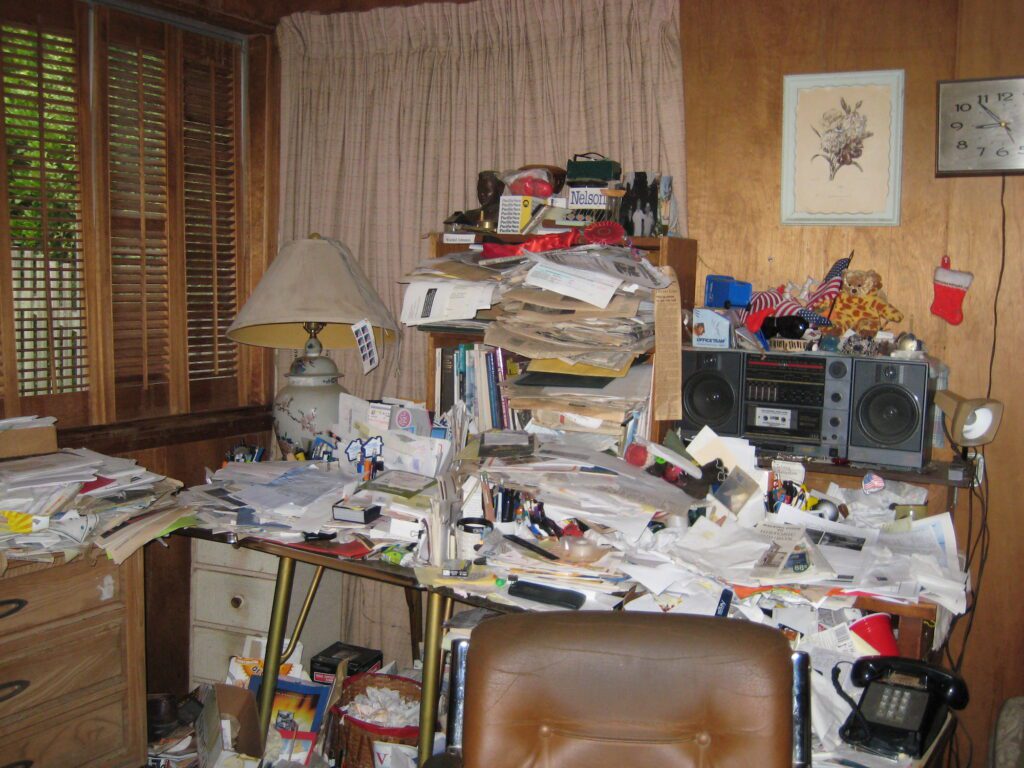 Hoarder's desk: Fiduciary challenge